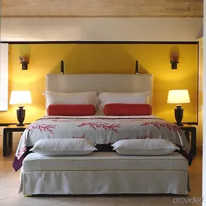https://cotton-house.comcaribbean.com