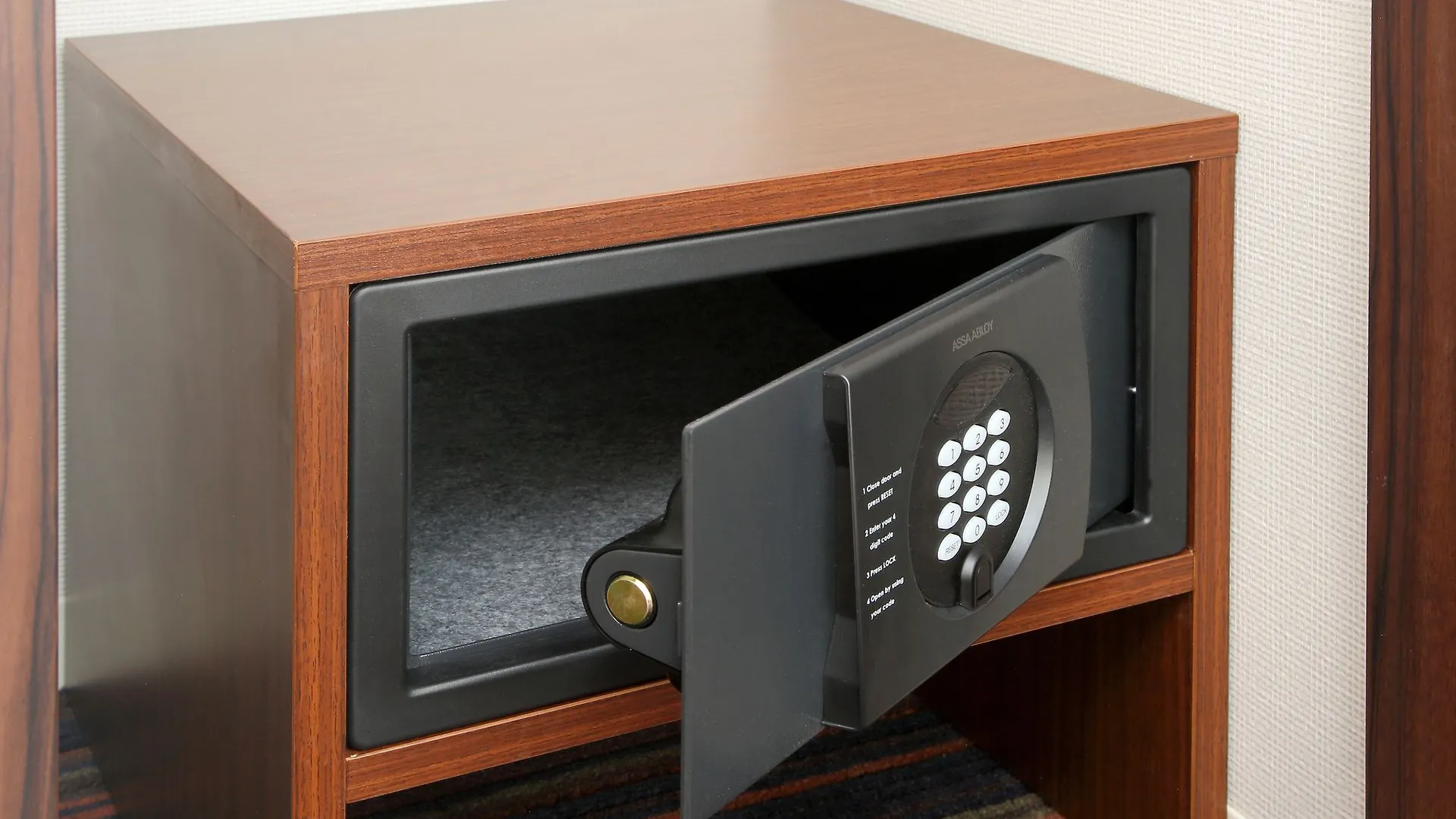 Keio Presso Inn Tokyo Station Yaesu 3*,